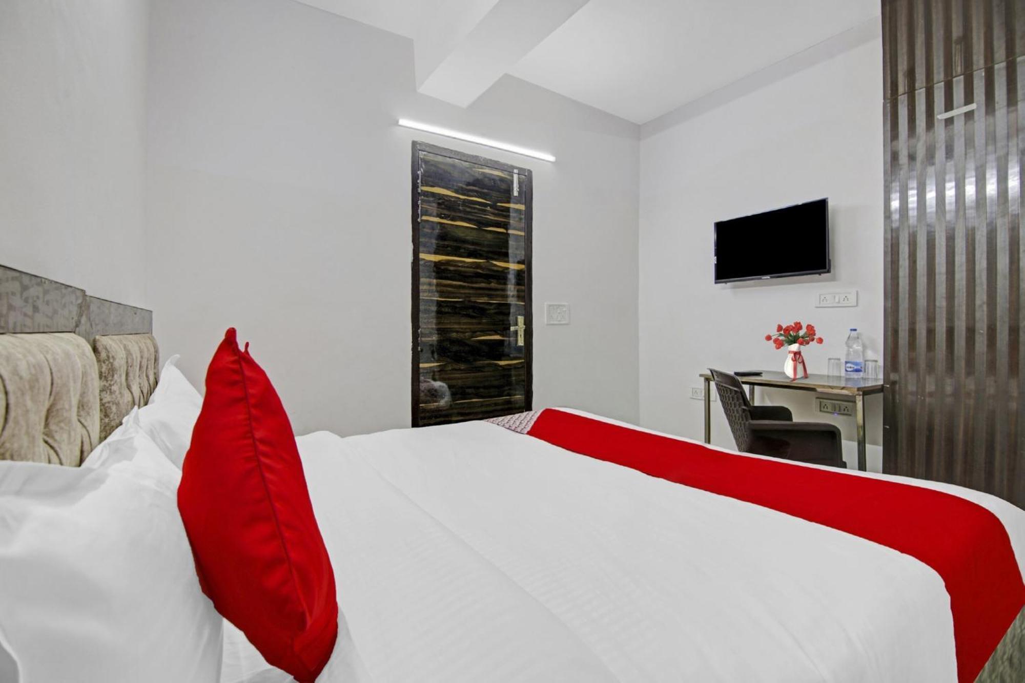 Hotel Green Olive Нью-Делі Екстер'єр фото